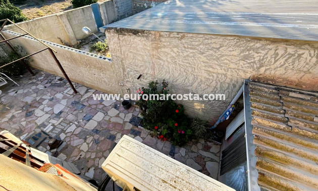 Sale - Casa - San Fulgencio