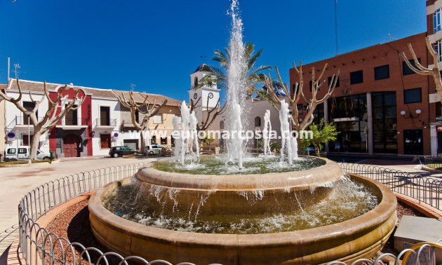 Sale - Casa - San Fulgencio