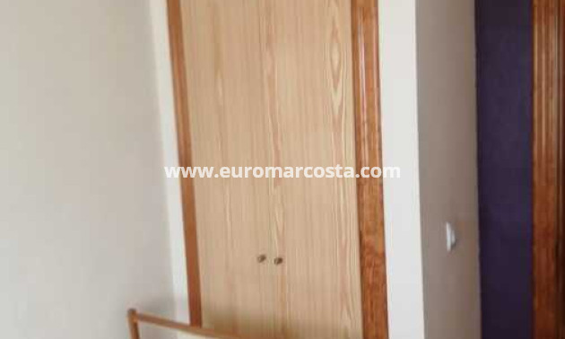 Objekte zum Wiederverkauf - Stadthaus - Daya Vieja