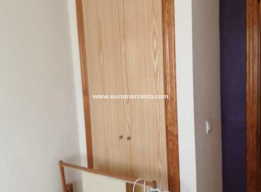 Objekte zum Wiederverkauf - Stadthaus - Daya Vieja