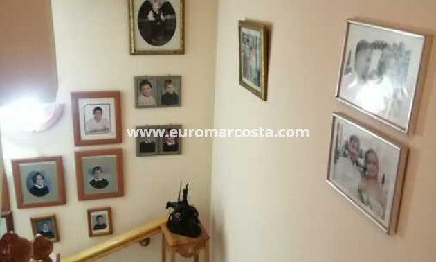 Objekte zum Wiederverkauf - Stadthaus - Daya Vieja