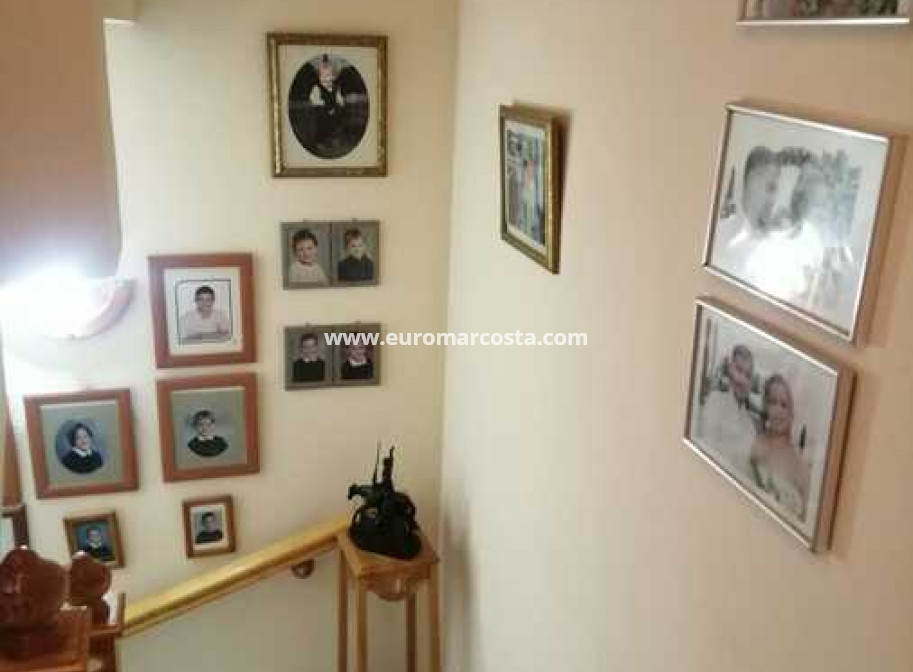 Objekte zum Wiederverkauf - Stadthaus - Daya Vieja