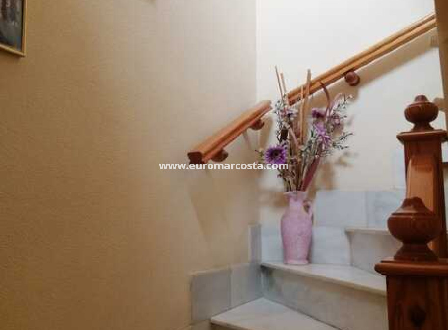 Objekte zum Wiederverkauf - Stadthaus - Daya Vieja