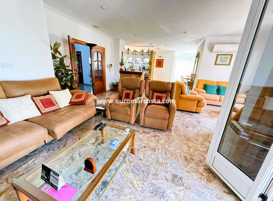 Objekte zum Wiederverkauf - Villa freitstehend - Santa Pola