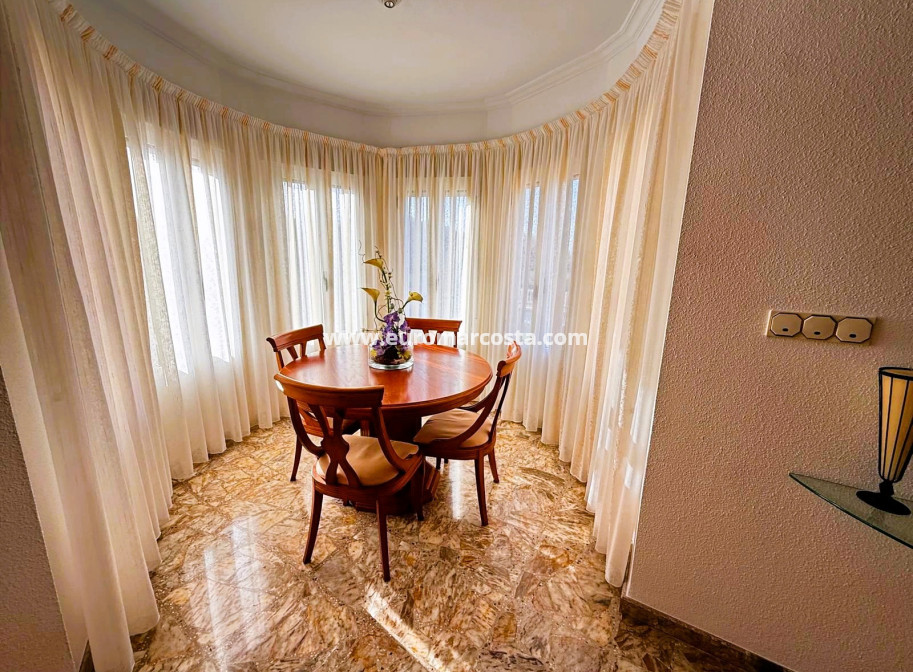 Objekte zum Wiederverkauf - Villa freitstehend - Santa Pola