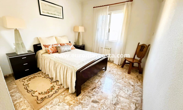 Objekte zum Wiederverkauf - Villa freitstehend - Santa Pola