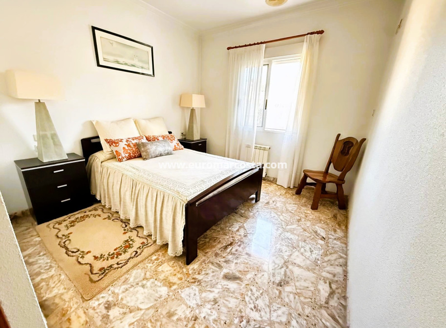 Objekte zum Wiederverkauf - Villa freitstehend - Santa Pola