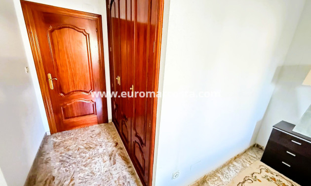 Objekte zum Wiederverkauf - Villa freitstehend - Santa Pola