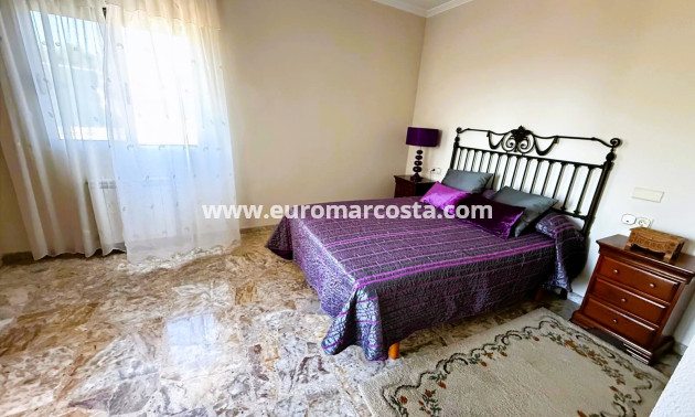 Objekte zum Wiederverkauf - Villa freitstehend - Santa Pola