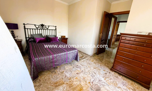 Objekte zum Wiederverkauf - Villa freitstehend - Santa Pola