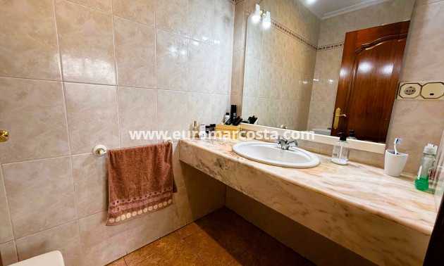 Objekte zum Wiederverkauf - Villa freitstehend - Santa Pola