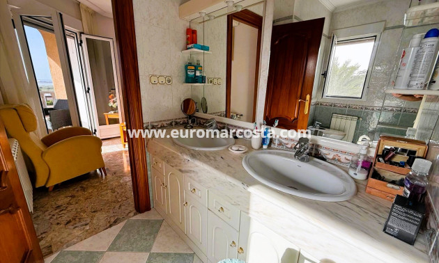 Objekte zum Wiederverkauf - Villa freitstehend - Santa Pola