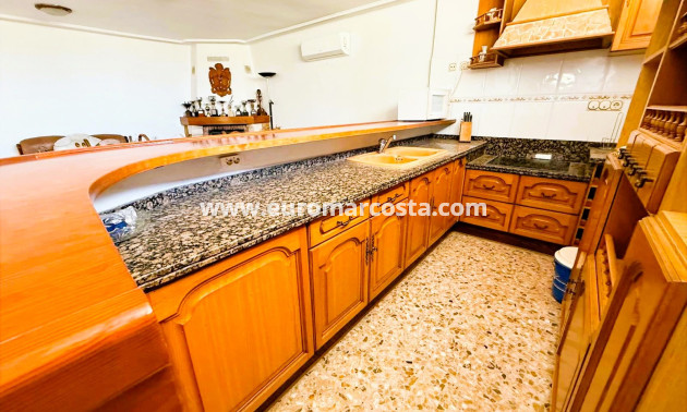 Objekte zum Wiederverkauf - Villa freitstehend - Santa Pola