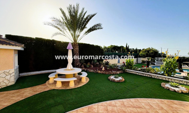 Objekte zum Wiederverkauf - Villa freitstehend - Santa Pola