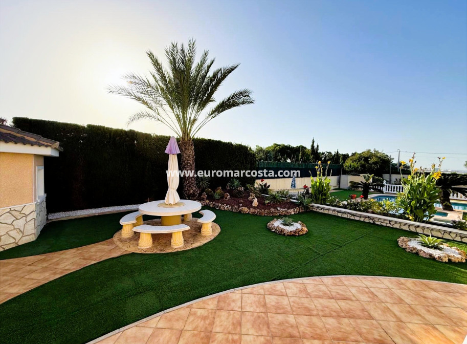 Objekte zum Wiederverkauf - Villa freitstehend - Santa Pola