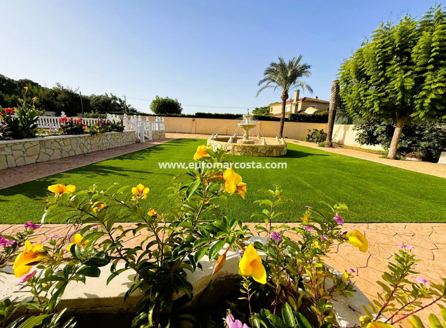 Objekte zum Wiederverkauf - Villa freitstehend - Santa Pola