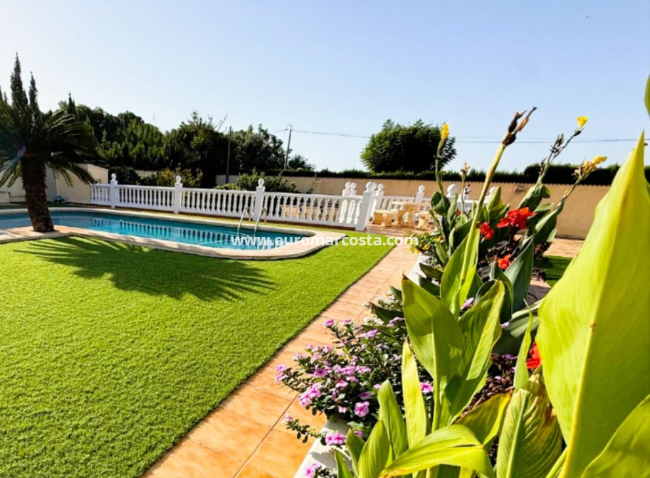 Objekte zum Wiederverkauf - Villa freitstehend - Santa Pola