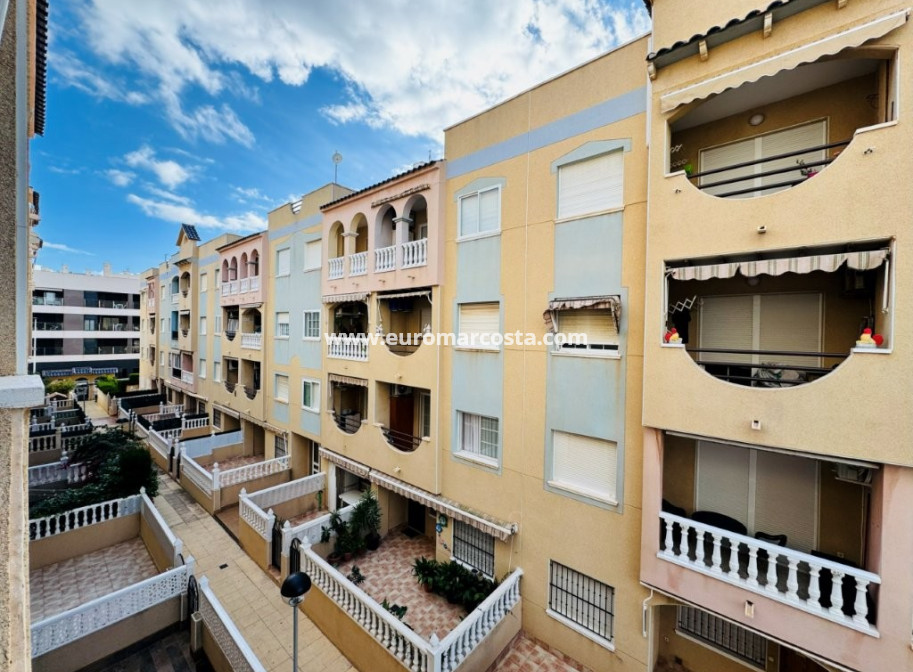 Sale - Apartment / flat - La Mata - TORREVIEJA