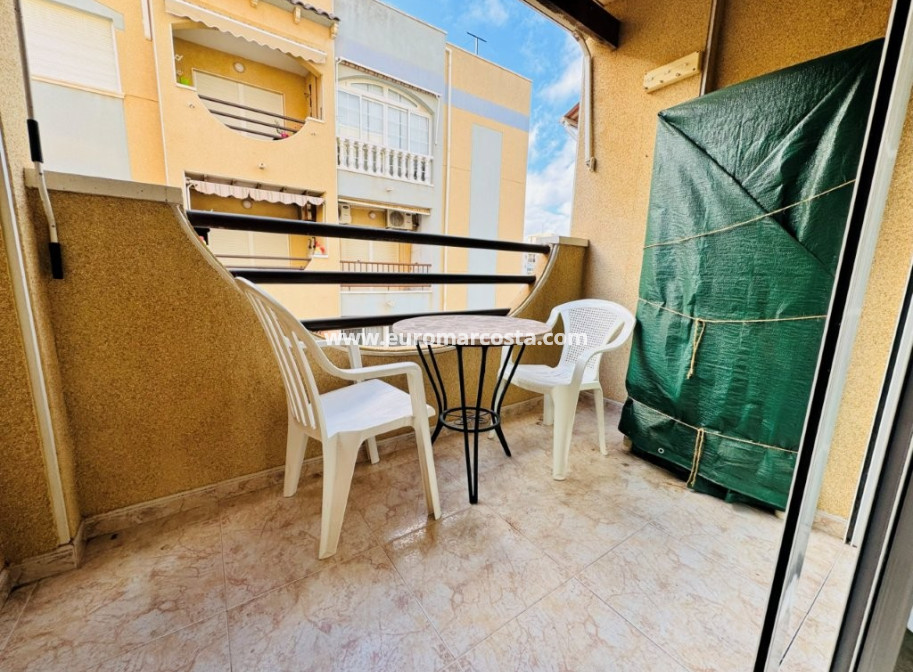 Sale - Apartment / flat - La Mata - TORREVIEJA