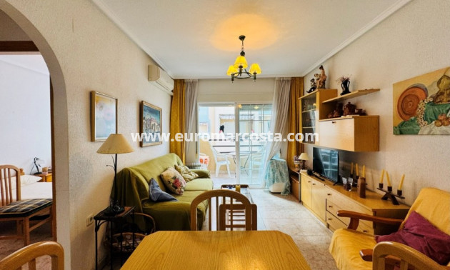 Sale - Apartment / flat - La Mata - TORREVIEJA