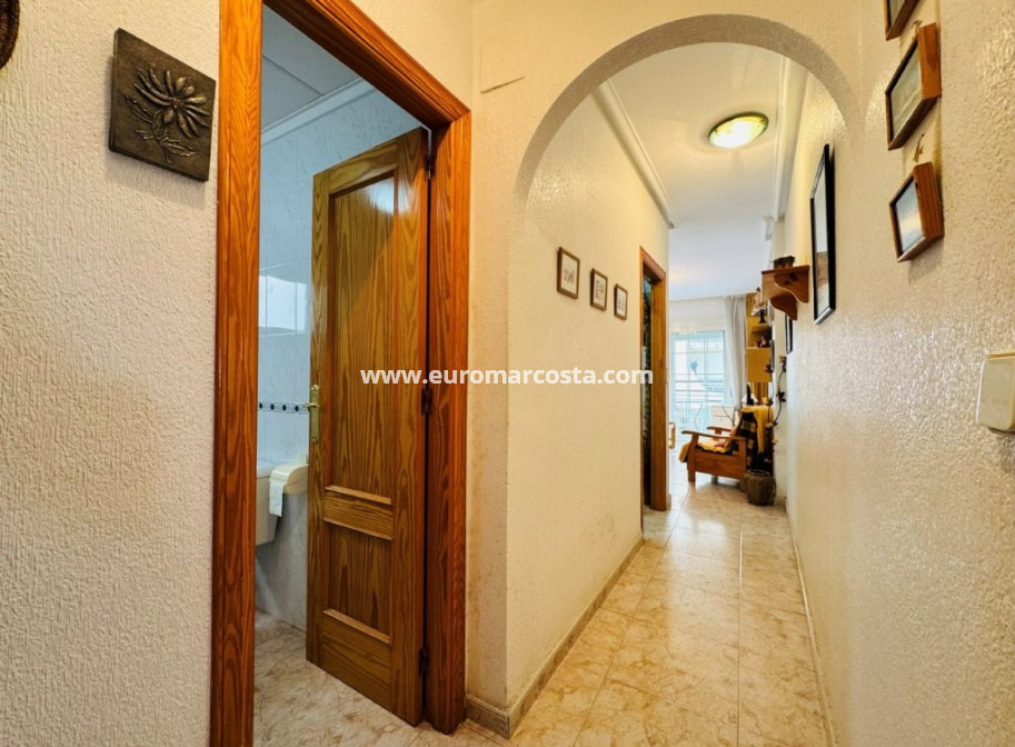 Sale - Apartment / flat - La Mata - TORREVIEJA