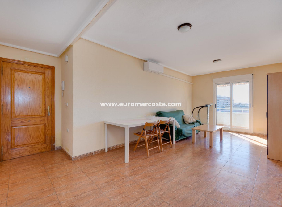 Venta - Apartamento / piso - Torrevieja - TORREVIEJA