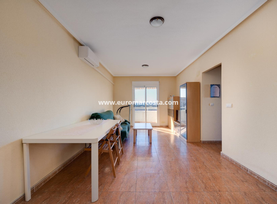 Venta - Apartamento / piso - Torrevieja - TORREVIEJA