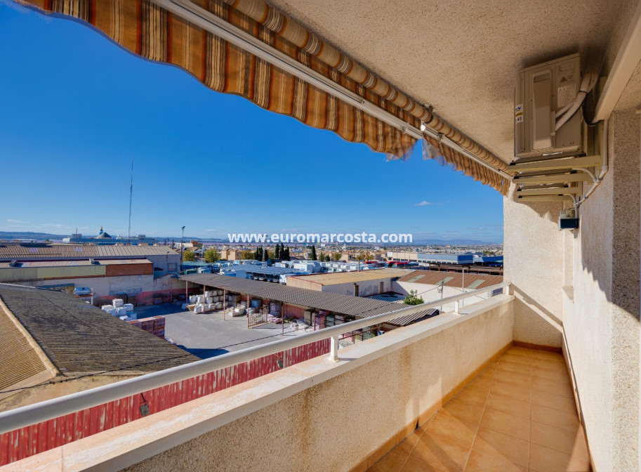 Venta - Apartamento / piso - Torrevieja - TORREVIEJA