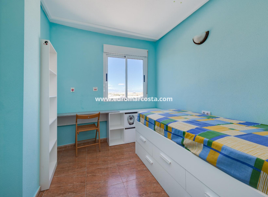 Venta - Apartamento / piso - Torrevieja - TORREVIEJA