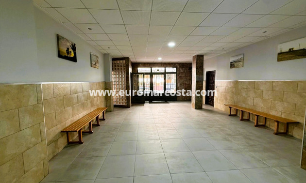 Sale - Apartment / flat - La Mata