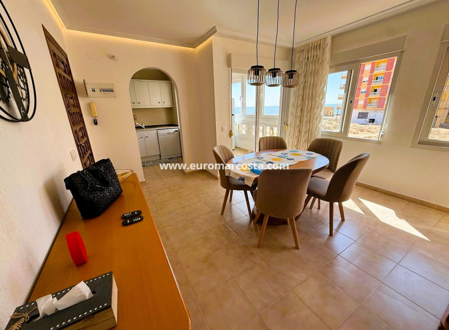 Sale - Apartment / flat - La Mata