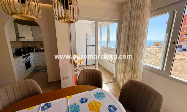 Sale - Apartment / flat - La Mata