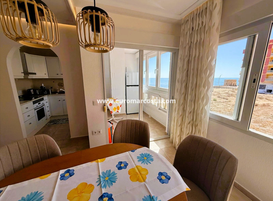 Sale - Apartment / flat - La Mata