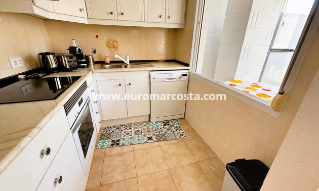 Sale - Apartment / flat - La Mata