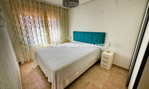 Sale - Apartment / flat - La Mata