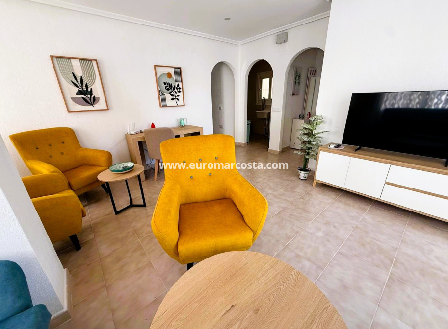 Sale - Apartment / flat - La Mata