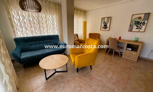 Sale - Apartment / flat - La Mata