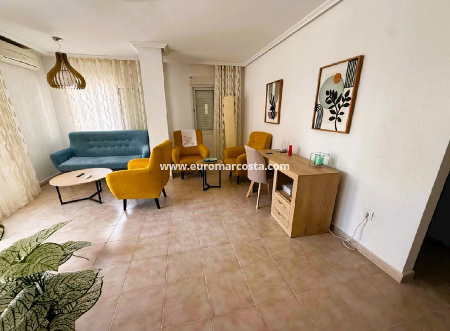 Sale - Apartment / flat - La Mata