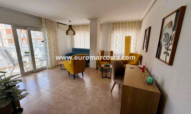 Sale - Apartment / flat - La Mata