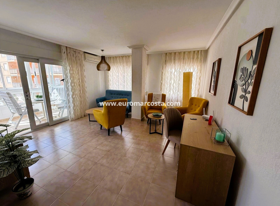 Sale - Apartment / flat - La Mata