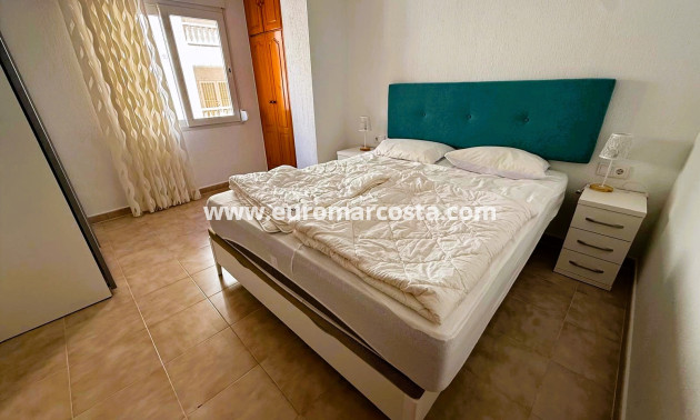 Sale - Apartment / flat - La Mata
