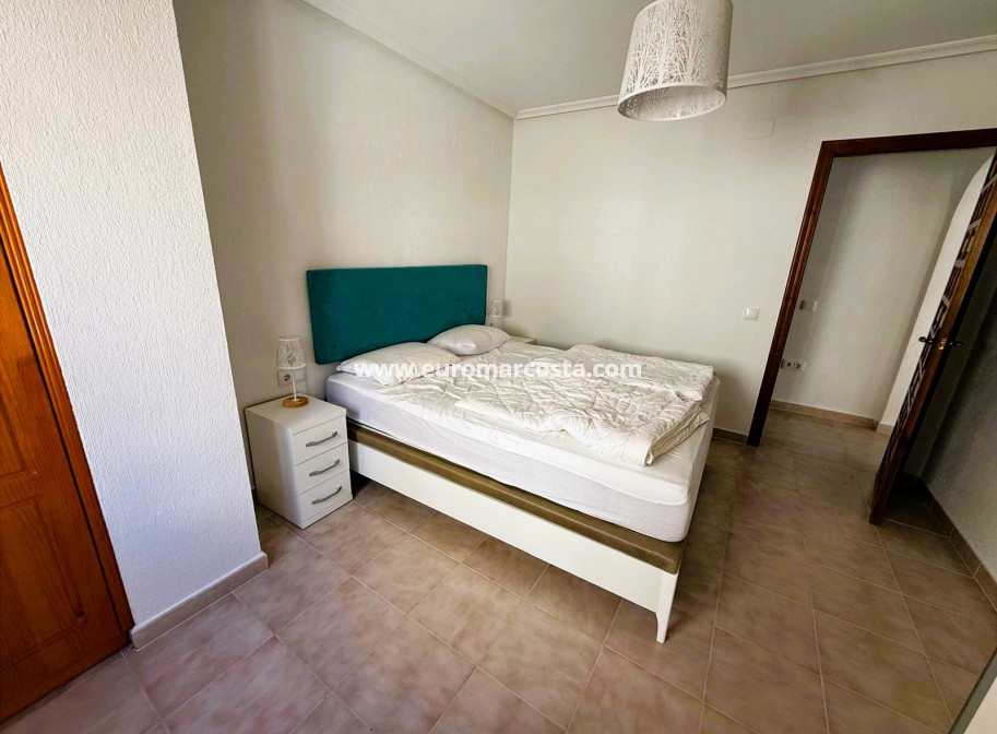 Sale - Apartment / flat - La Mata