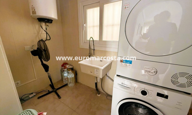 Sale - Apartment / flat - La Mata