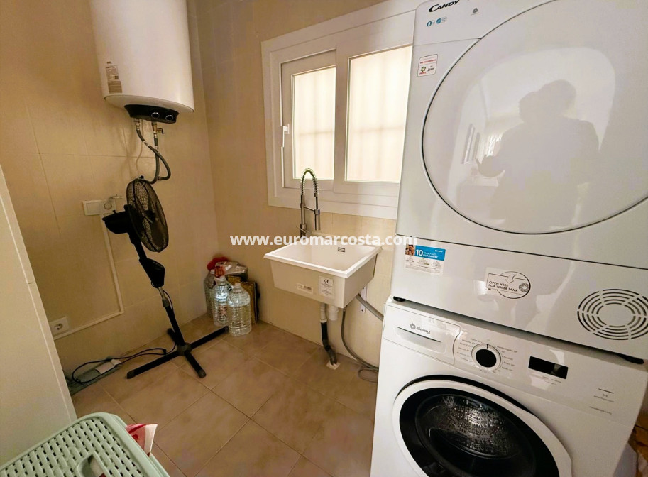 Sale - Apartment / flat - La Mata