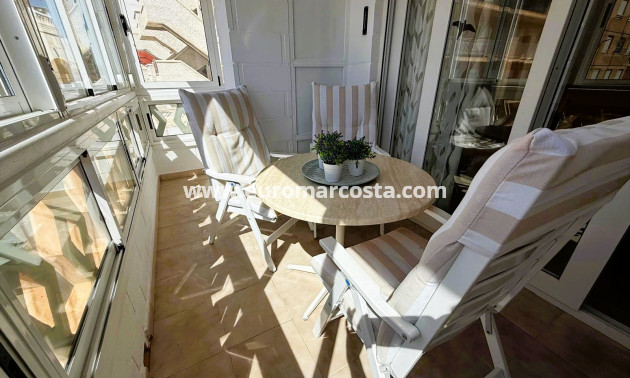Sale - Apartment / flat - La Mata