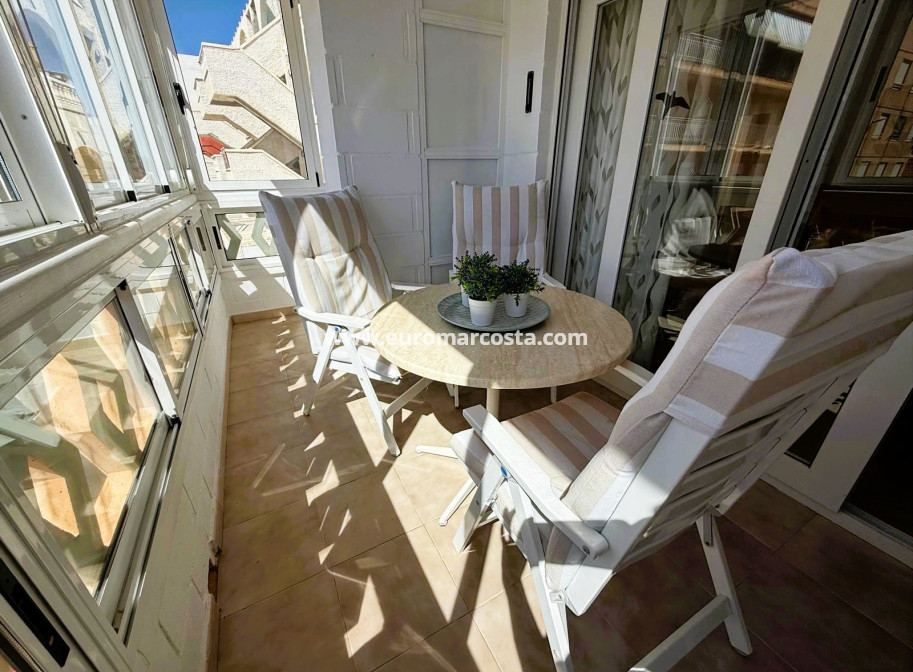 Sale - Apartment / flat - La Mata