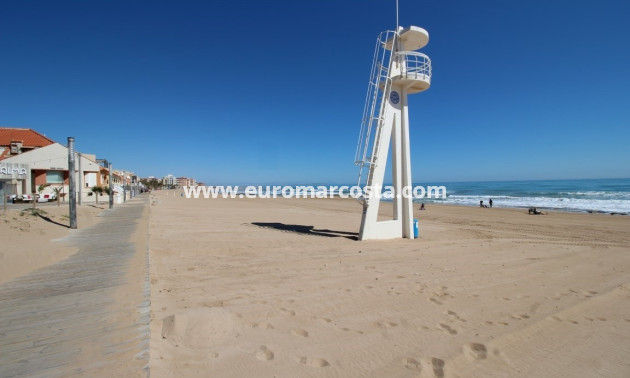 Sale - Apartment / flat - La Mata