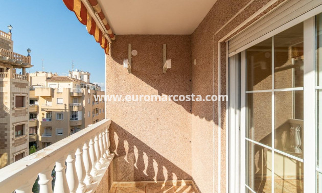 Objekte zum Wiederverkauf - Wohnung - Torrevieja - TORREVIEJA