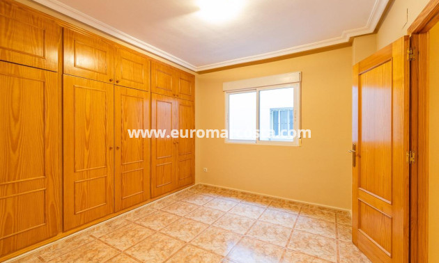 Objekte zum Wiederverkauf - Wohnung - Torrevieja - TORREVIEJA