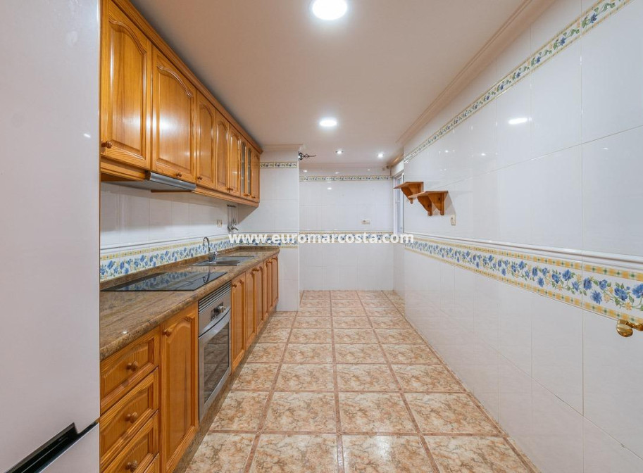 Objekte zum Wiederverkauf - Wohnung - Torrevieja - TORREVIEJA